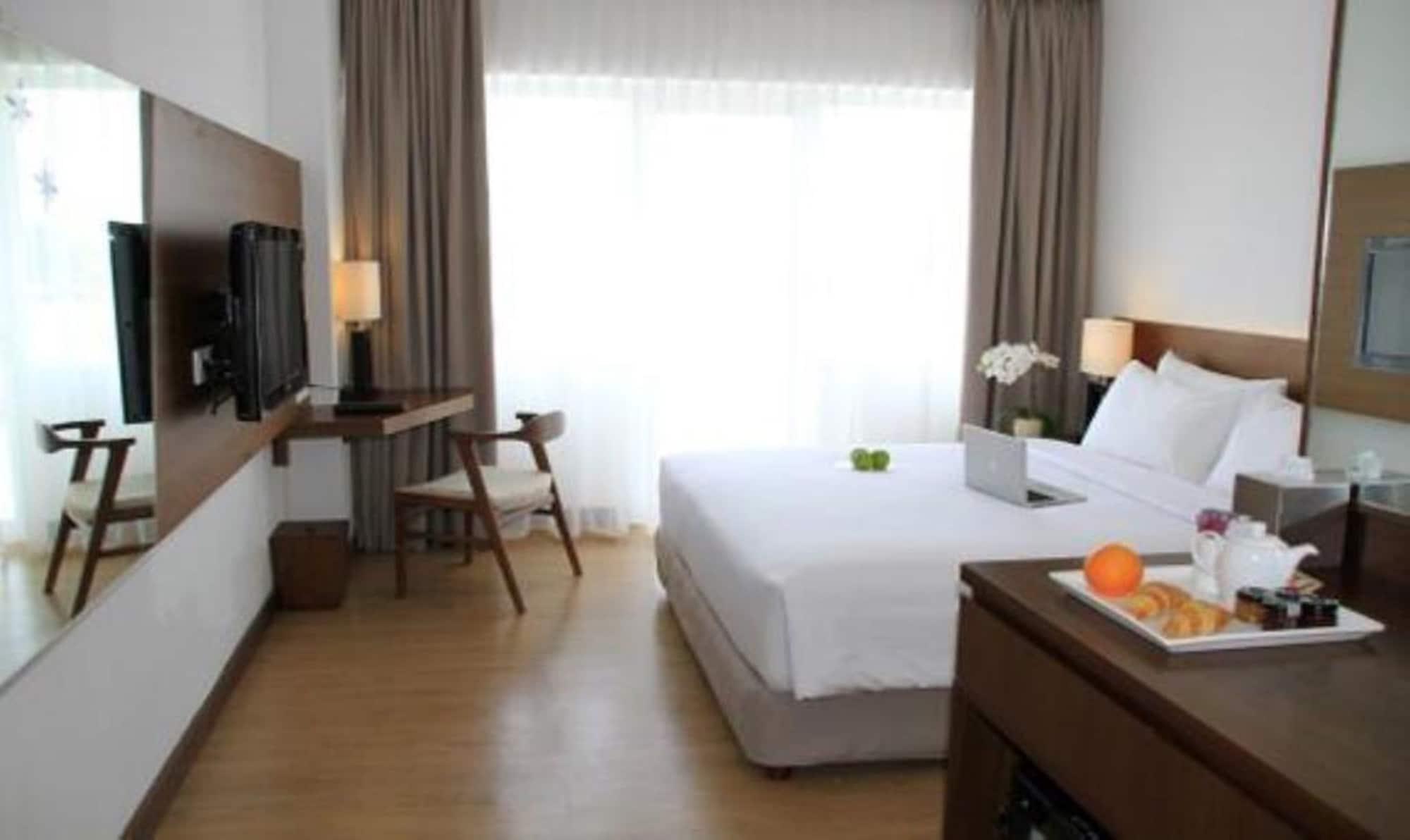D'Primahotel Tangerang Exterior foto