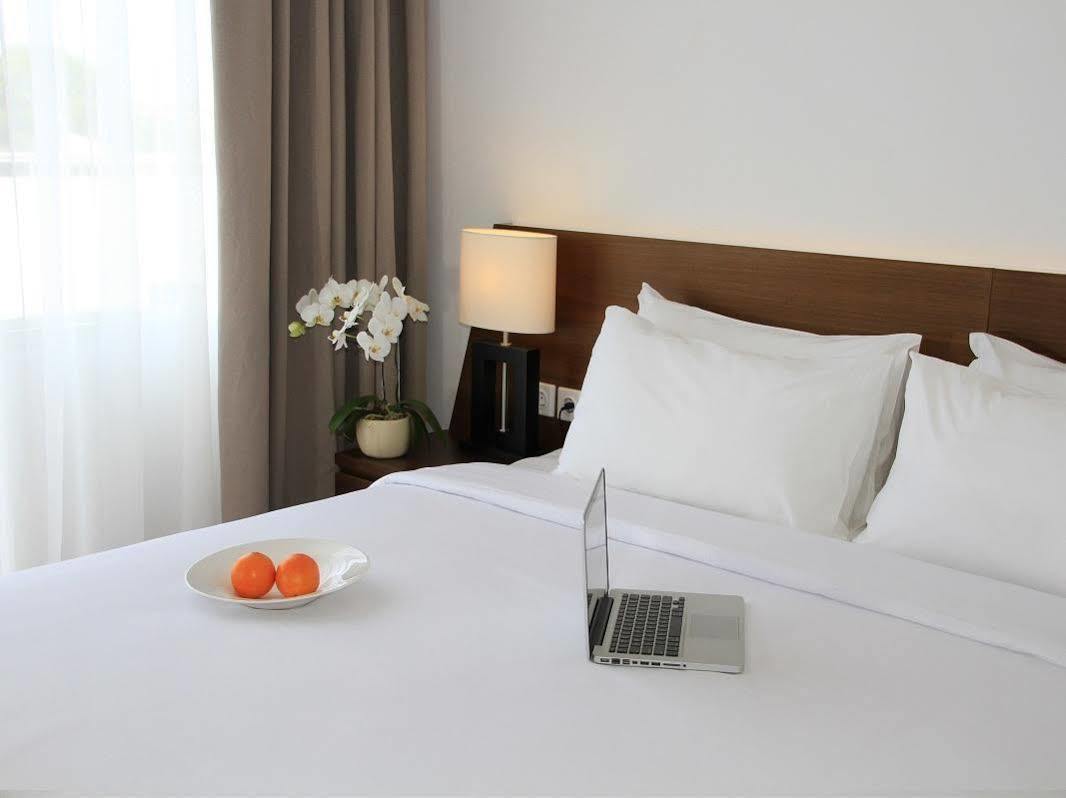 D'Primahotel Tangerang Exterior foto
